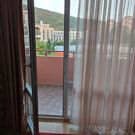 Apartment привилидж первая линия Sveti Vlas