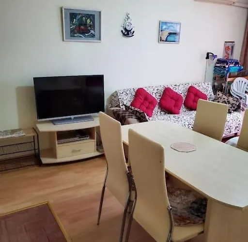 Apartman привилидж первая линия